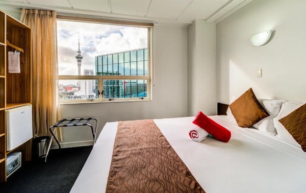 Ascotia Off Queen image 16