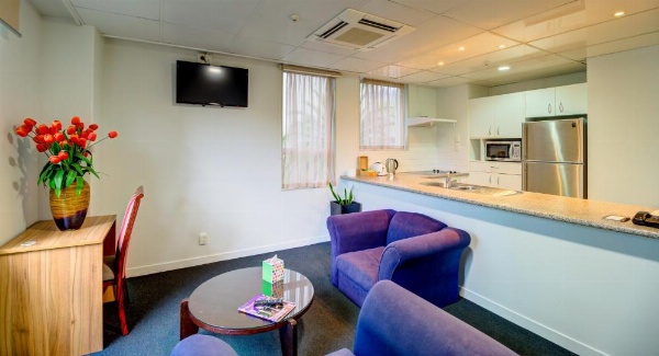 Ascotia Off Queen image 27