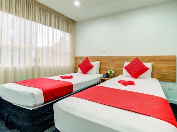 Ascotia Off Queen image 29